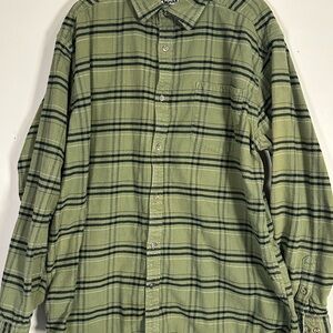 Mountain Khakis Green Flannel Shirt Men’s XL